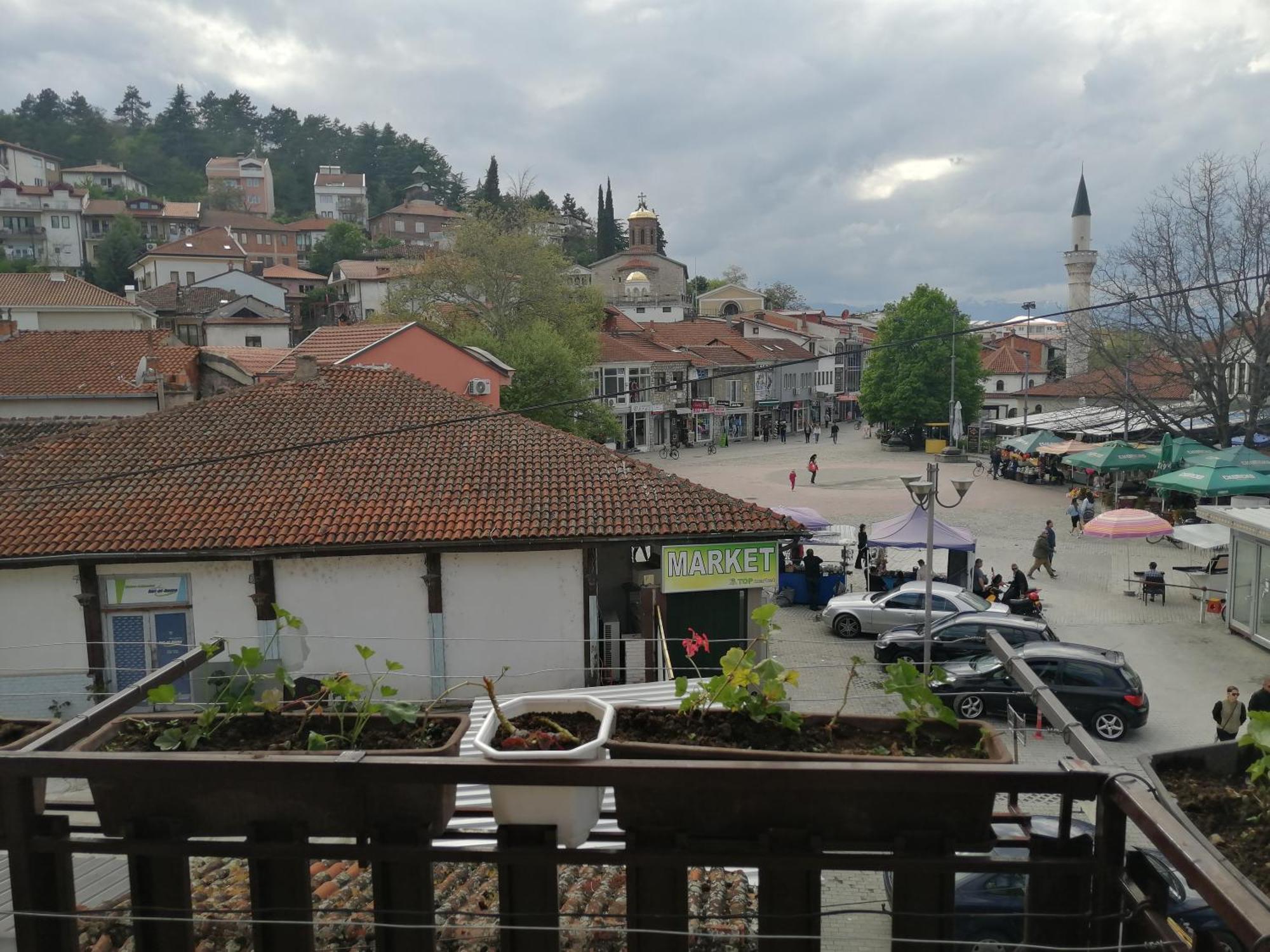 Apartments Mostrovi Ohrid Bagian luar foto